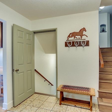 Pet-Friendly Escape With Game Room And Fire Pit! North Fork 外观 照片
