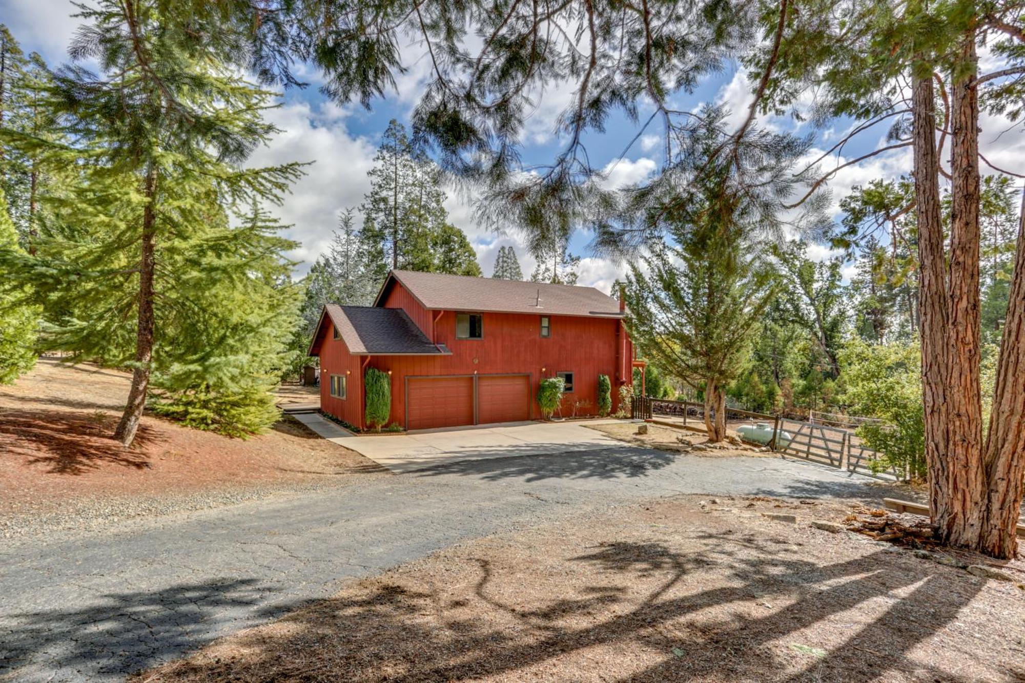 Pet-Friendly Escape With Game Room And Fire Pit! North Fork 外观 照片